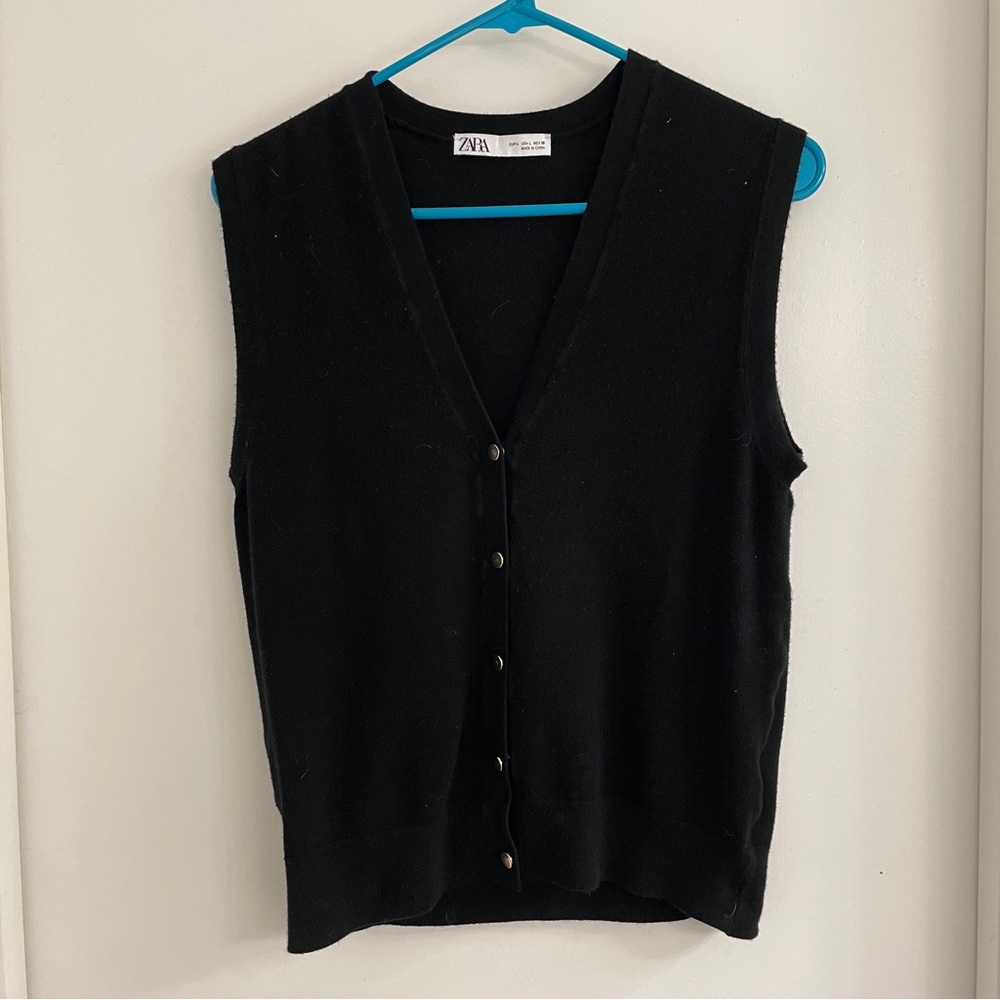 Zara - Sweater vest with gold buttons - Size L